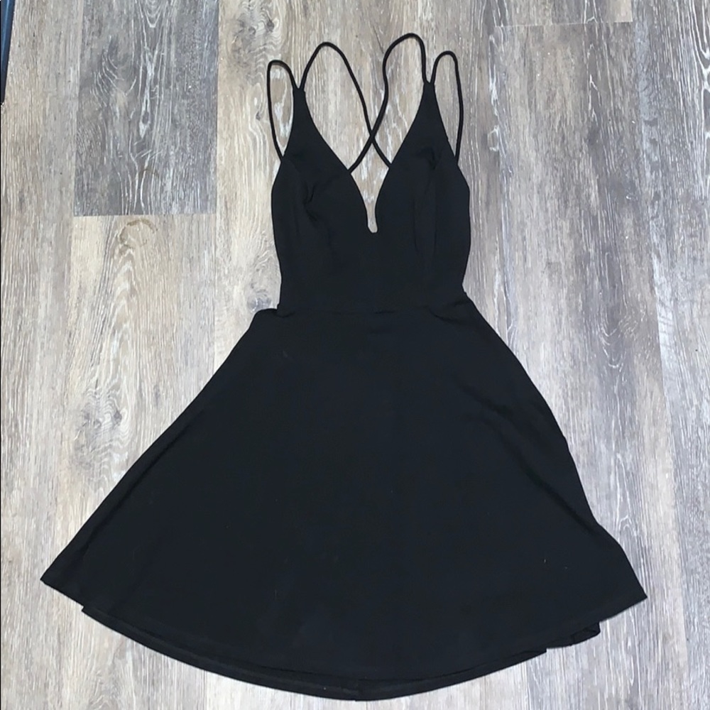 LULUS NWOT black strappy Dress